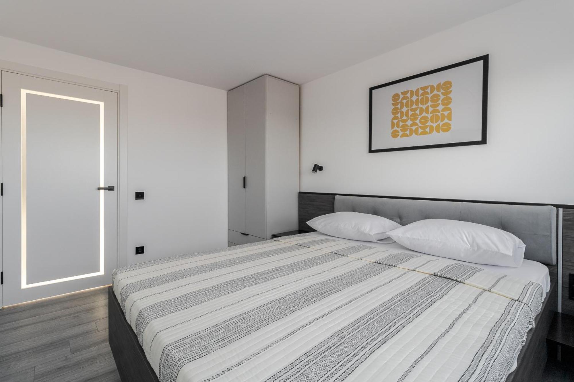 77 Views Apartments By Inshi Lwów Zewnętrze zdjęcie
