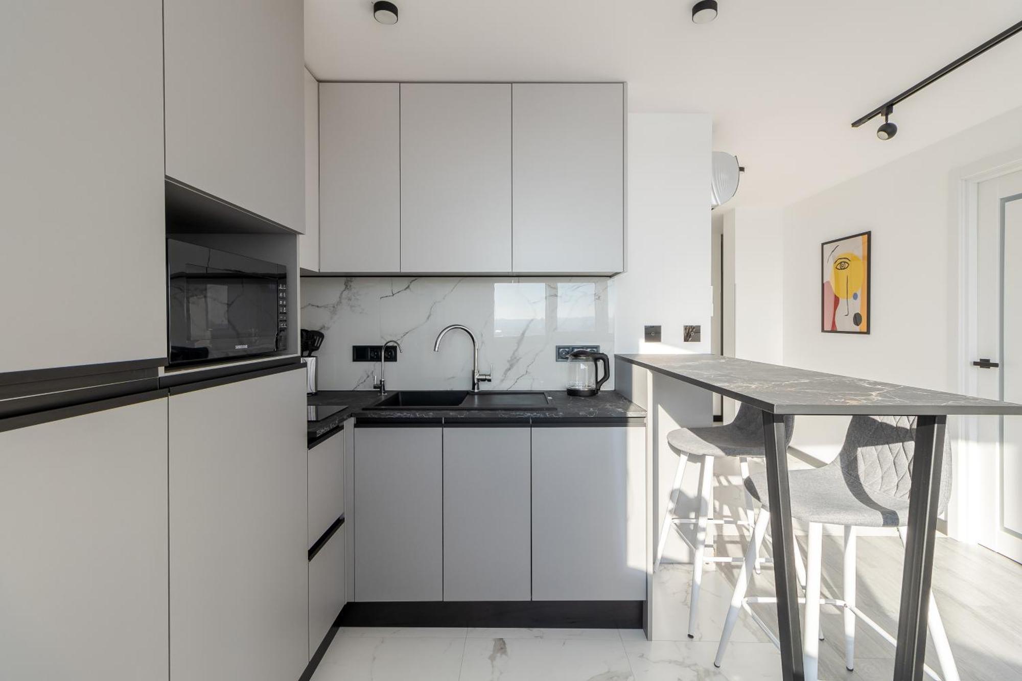 77 Views Apartments By Inshi Lwów Zewnętrze zdjęcie