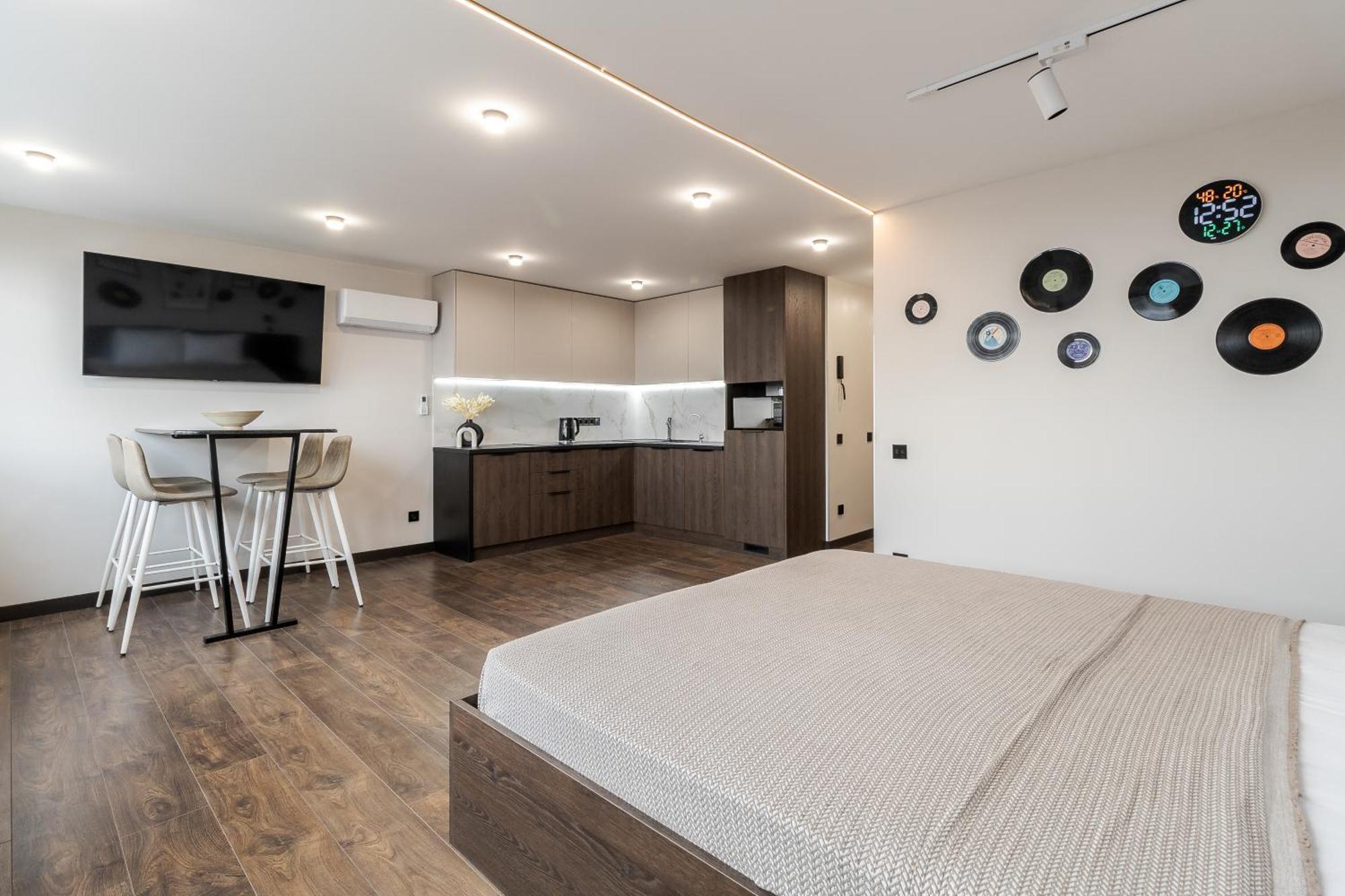 77 Views Apartments By Inshi Lwów Zewnętrze zdjęcie