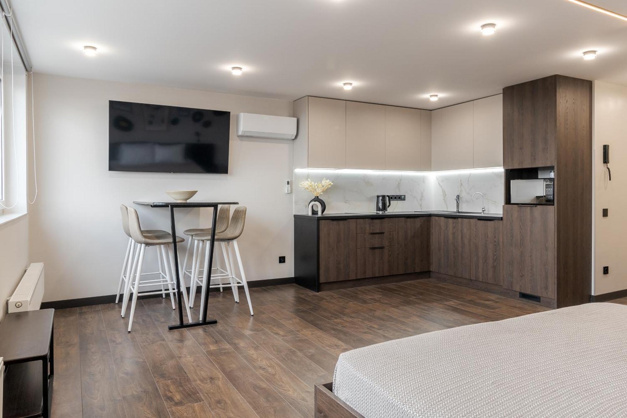 77 Views Apartments By Inshi Lwów Zewnętrze zdjęcie